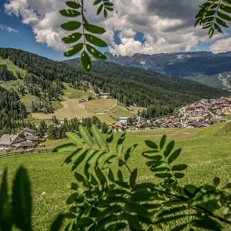 Hotel Hotel Conturines San Cassiano (Badia)